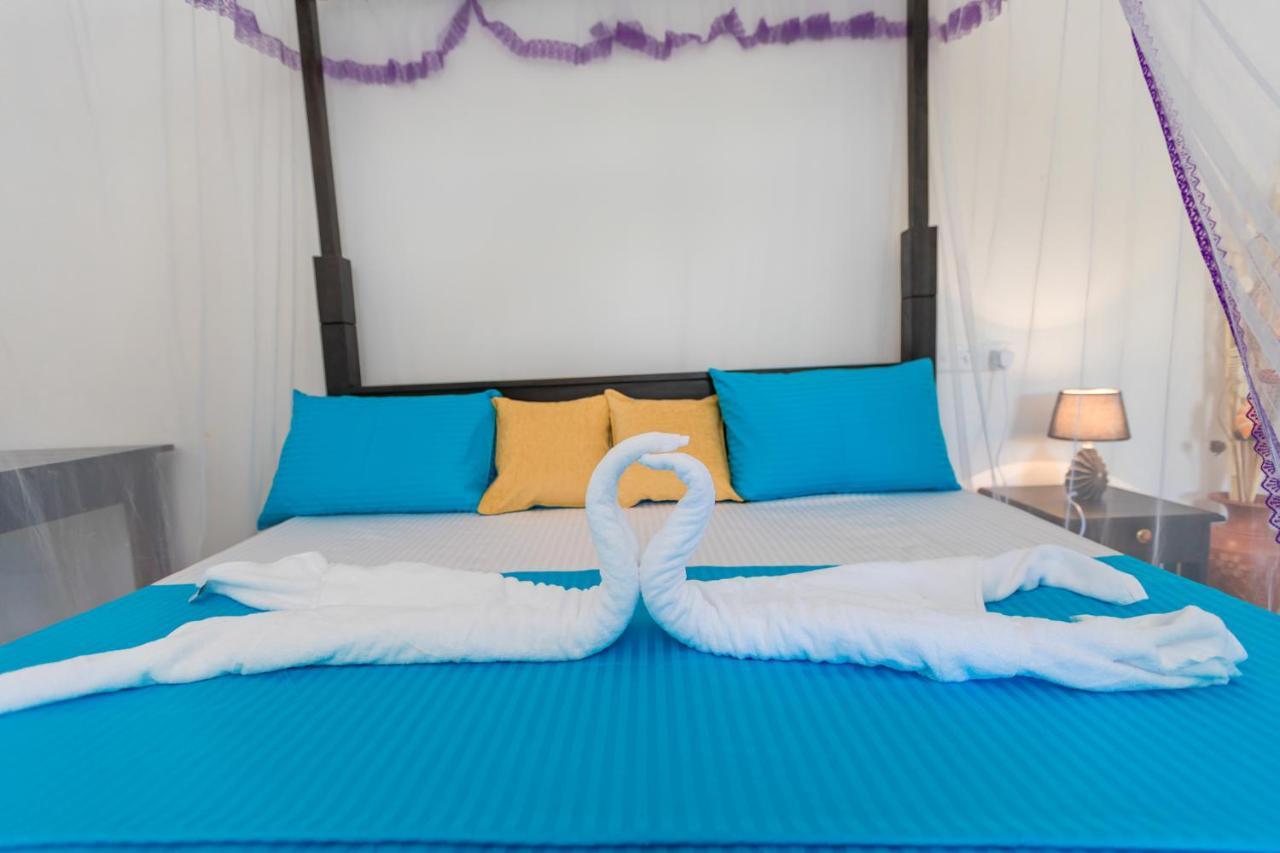 Rock Violet Lakefront Cabanas & Restaurent Tangalle Kültér fotó